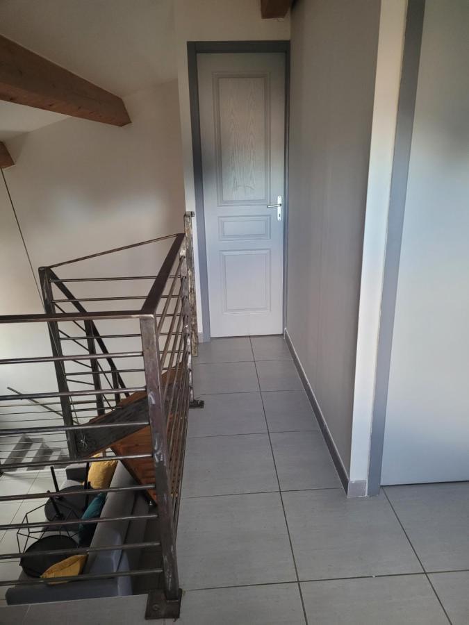 Appartement Avec Exterieur Айга-Мортас Екстериор снимка
